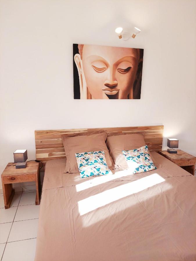 Les Cles D'Emakeys Apartment Sainte-Anne  Ngoại thất bức ảnh